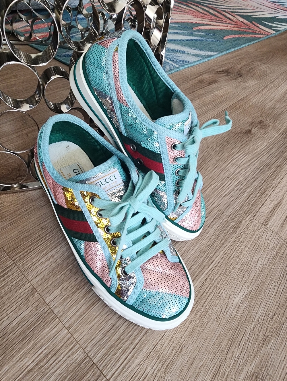 Authentic Gucci Sequined Low-Top Sneakers Shoes - Picture 9 of 13